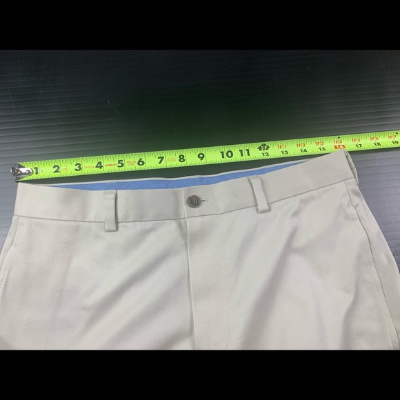 BROOKS BROTHERS Clark Mens Light Weight Advance Chino Pants Size 32x32 Beige - Picture 2 of 6